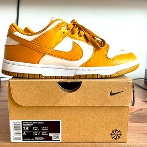 Nike Dunk Low SE